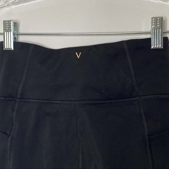 Victoria’s Secret Black Incredible Essential Legging - Picture 6 of 9